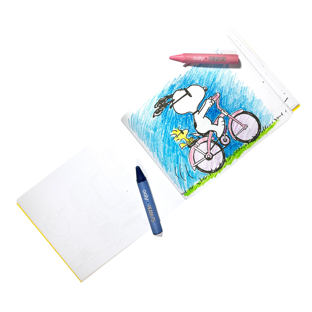Snoopy School Coloring Travel Kit (9 Crayons)
