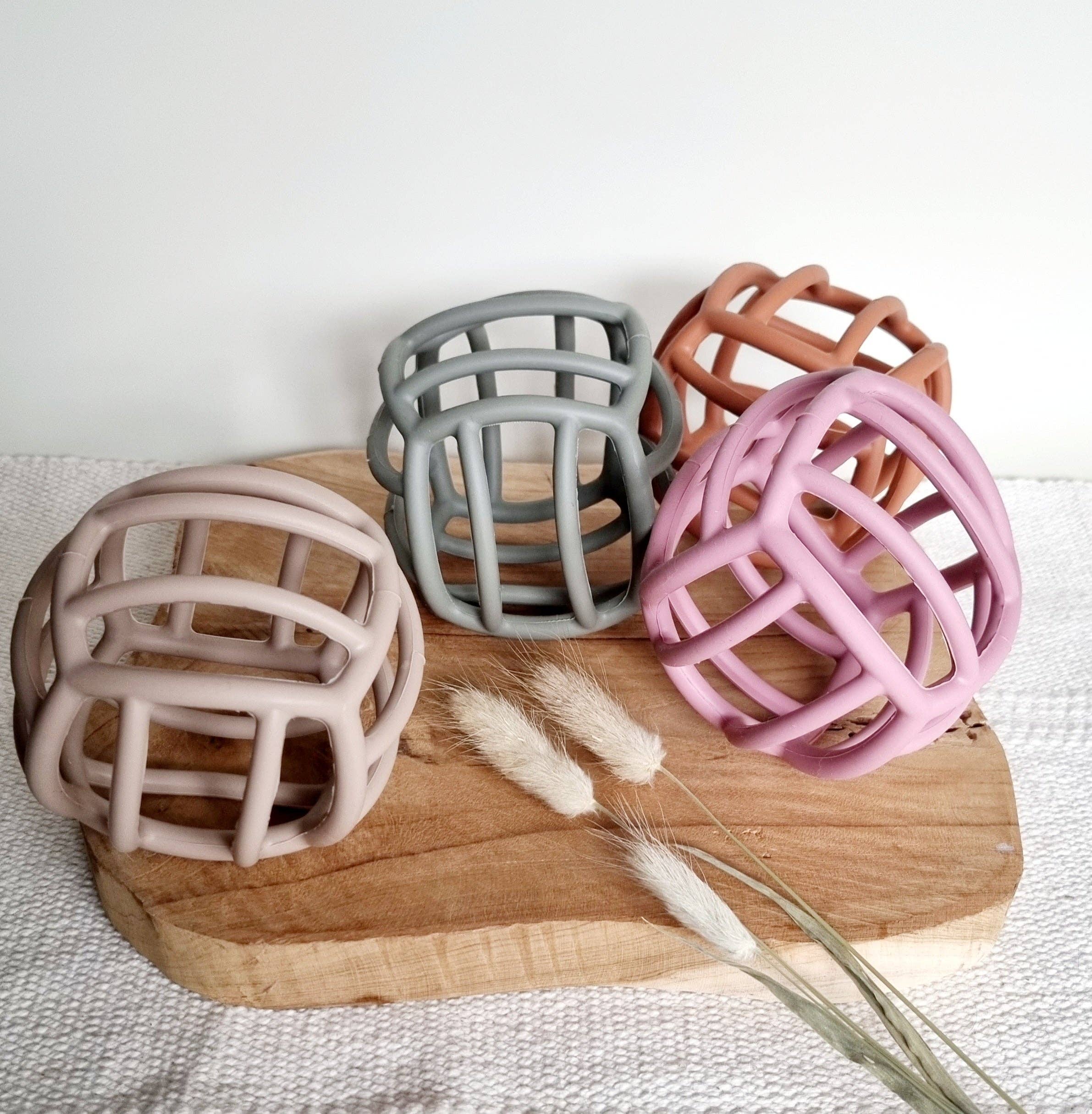 Silicone Flexible Motor Ball - Powder Pink