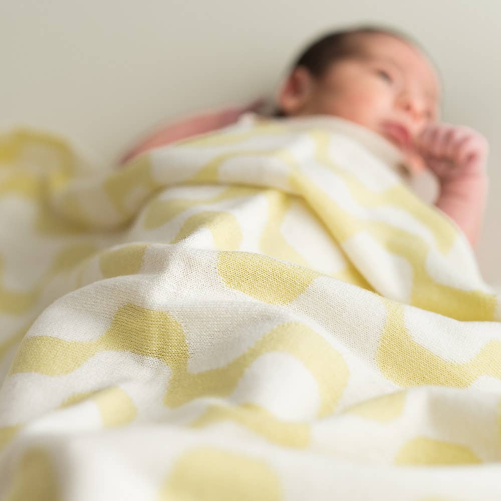 Baby Blanket - Soft Yellow Zigzag