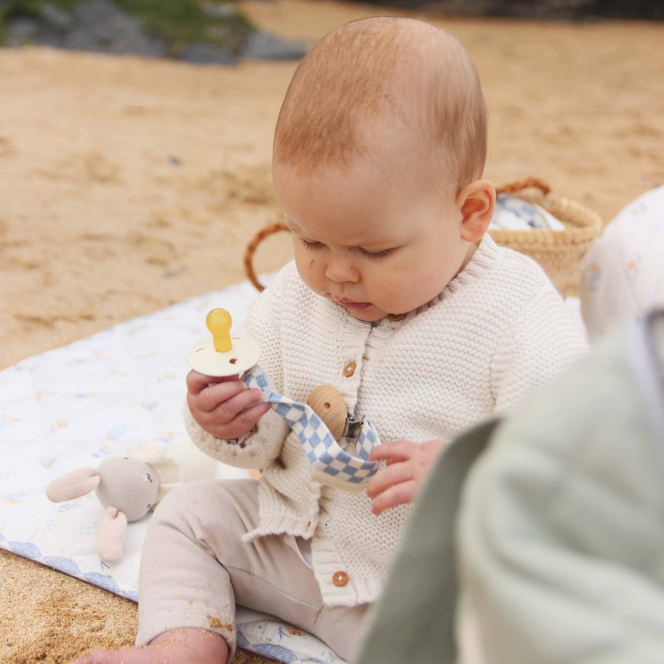 Pacifier holder - Waves